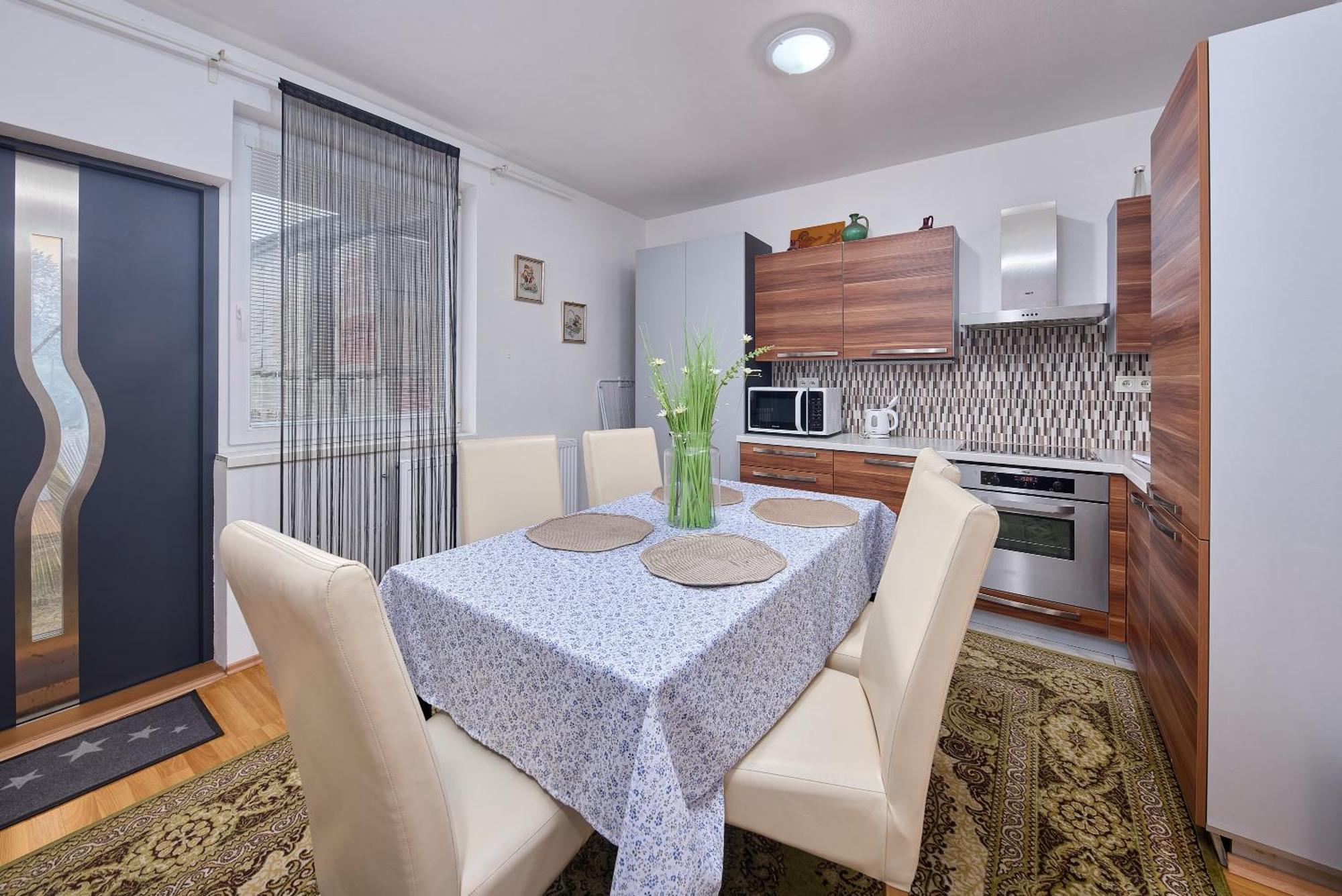 Cutie Apartment Bratislava Esterno foto